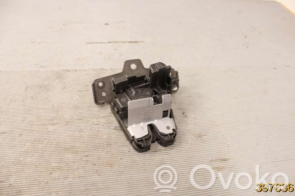 Volvo XC40 Loading door lock 