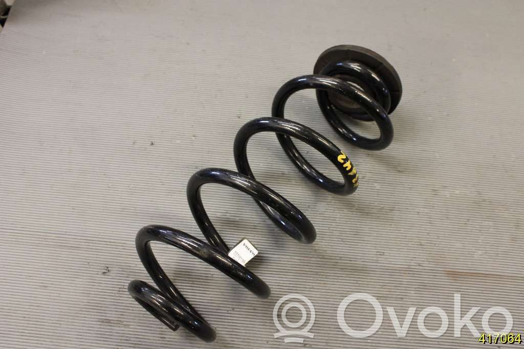 Volvo XC40 Arc elicoidal spate 