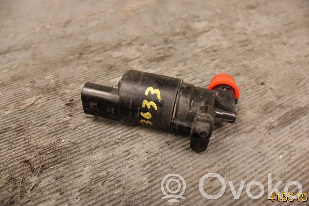 Volvo S60 Windscreen/windshield washer pump 