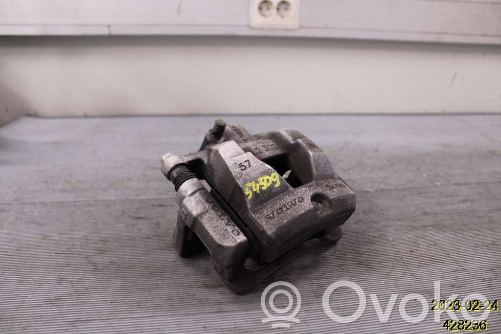 Volvo XC40 Etujarrusatula 