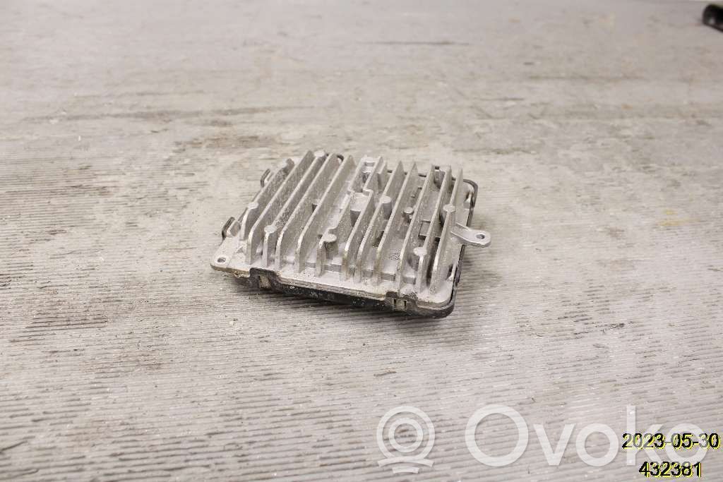 Volvo S90, V90 Light module LCM 