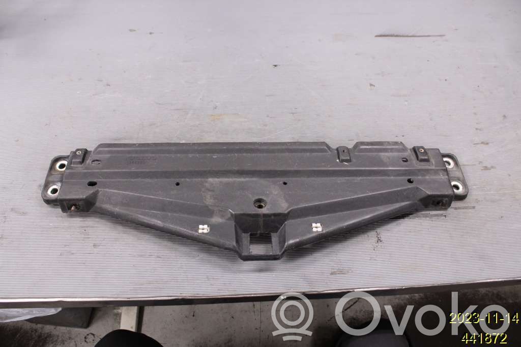 Volvo 940 Viršutinė dalis radiatorių panelės (televizoriaus) 