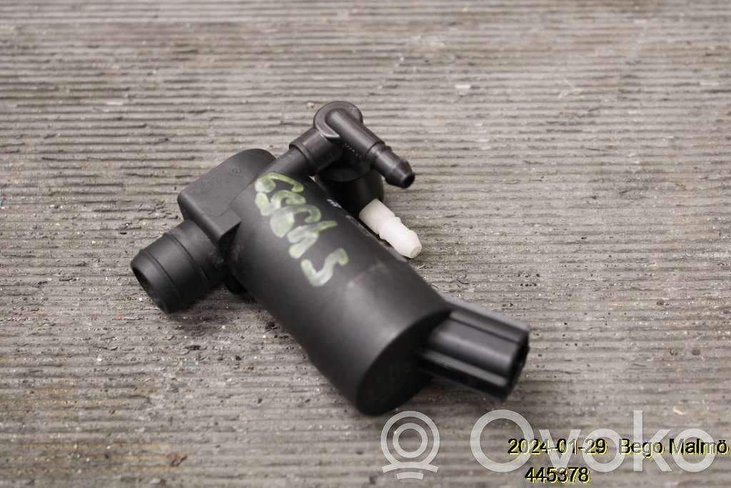 Windscreen/windshield washer pump   31349228