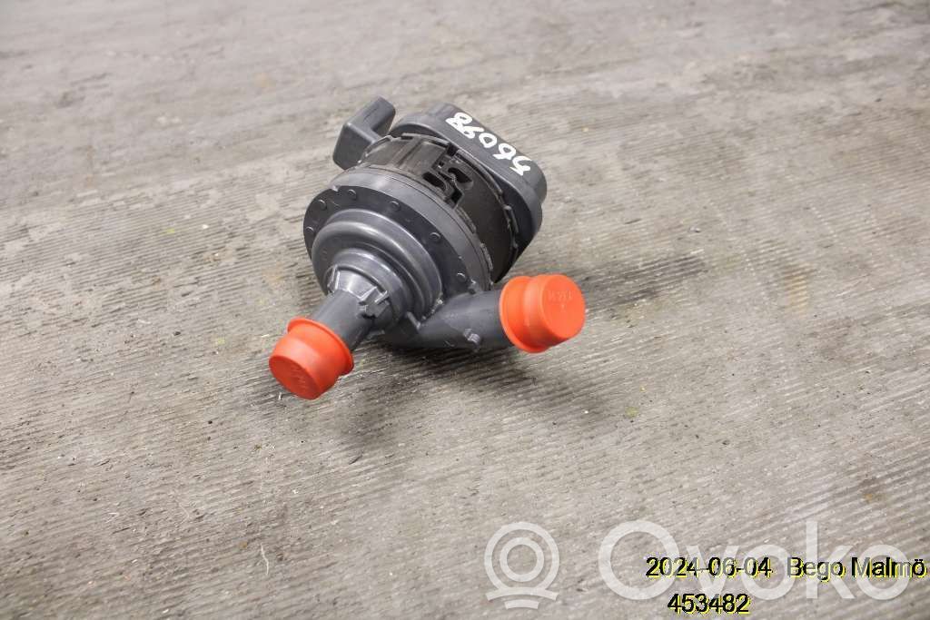 Vesipumppu   31493259