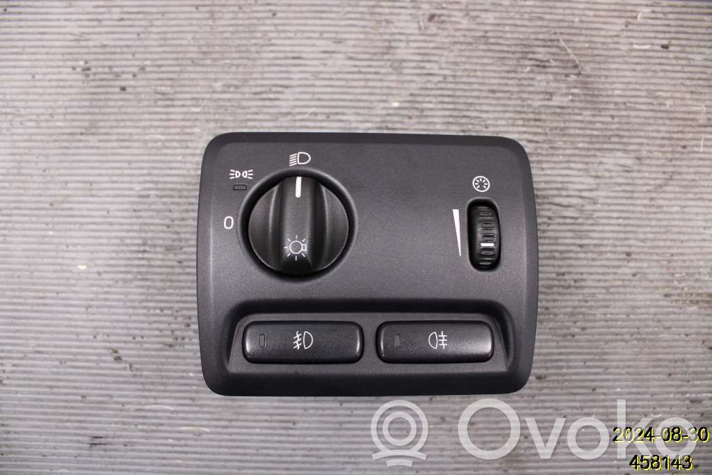Light switch   30739312