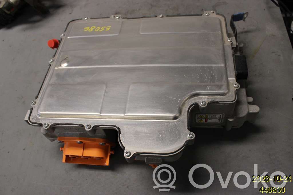 Inversor/convertidor de voltaje   36003581
