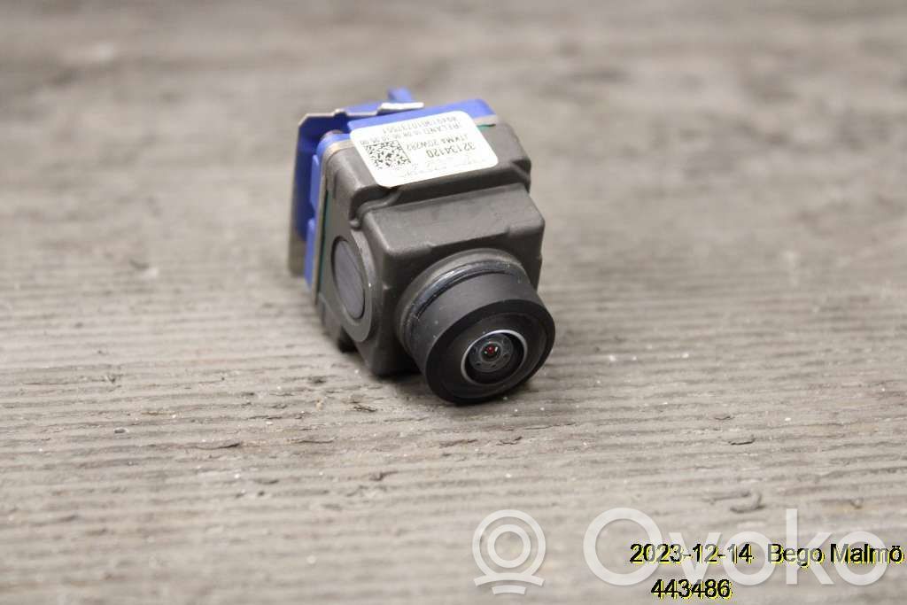 Peruutuskamera   32286665,32134120