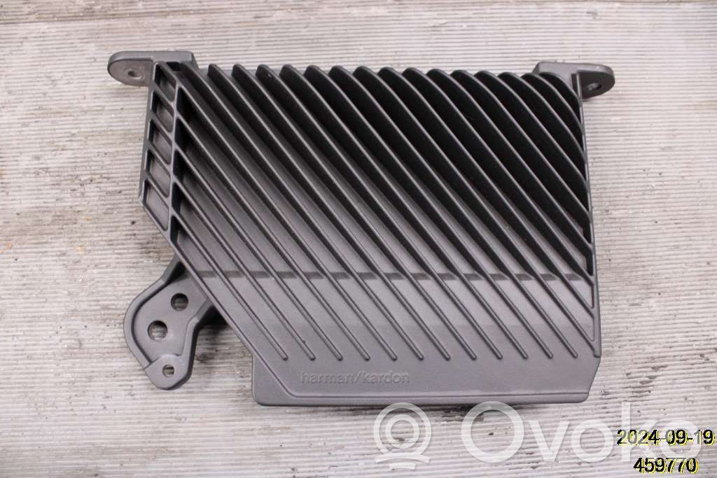 Volvo V60 Garso stiprintuvas 