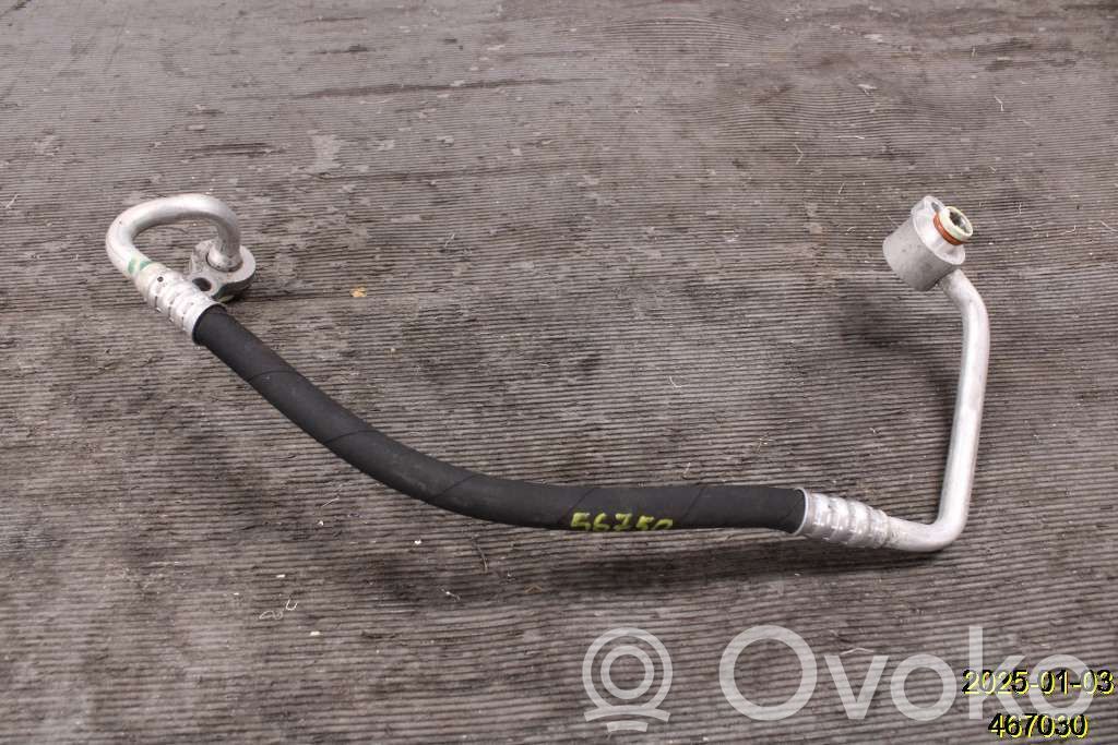 Volvo V40 Ilmastointilaitteen putki (A/C) 