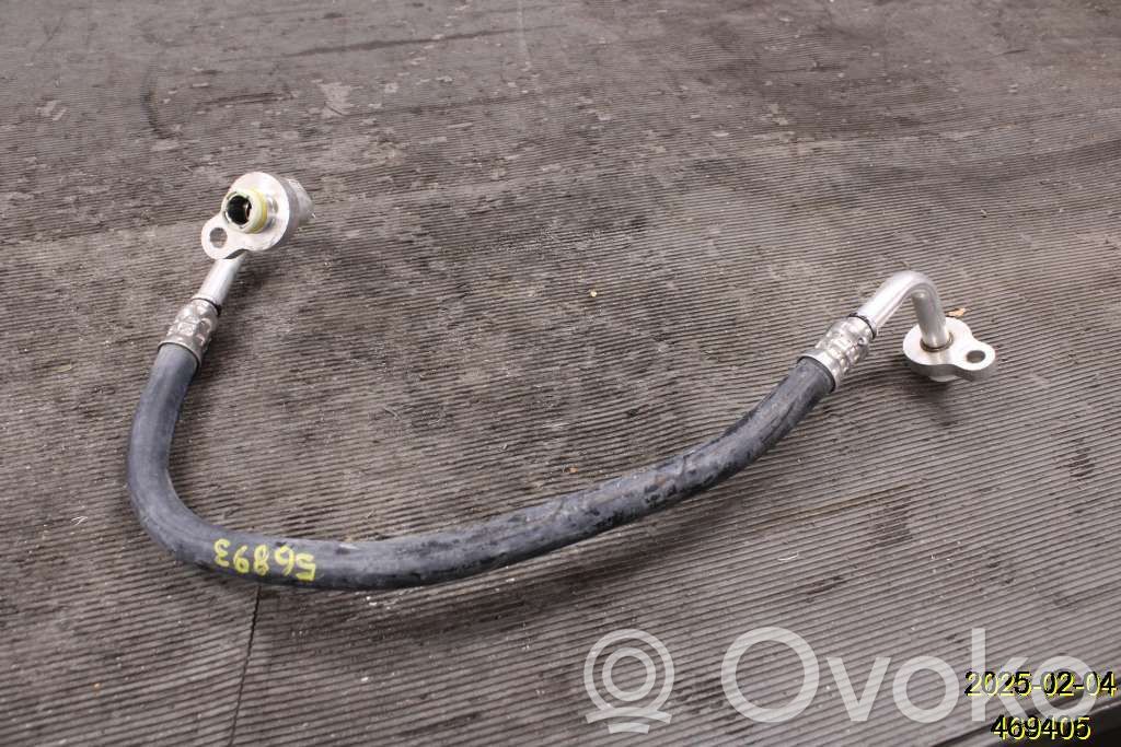 Volvo V60 Moottorin vesijäähdytyksen putki/letku 
