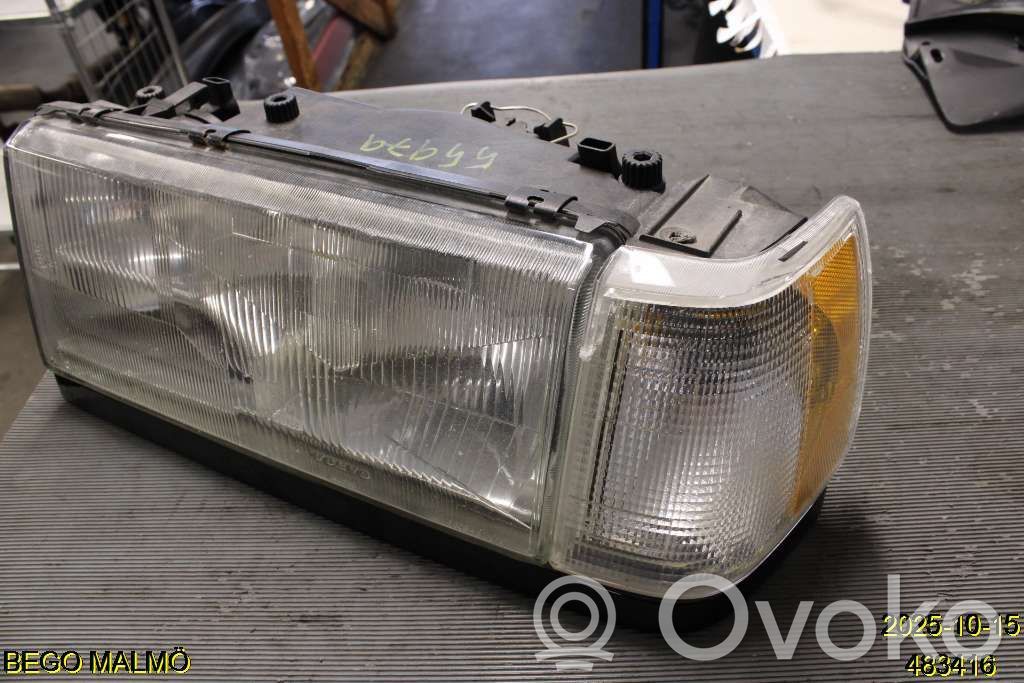 Volvo 940 Headlight/headlamp 