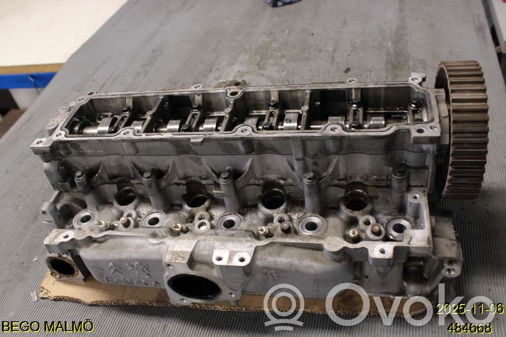 Volvo V40 Engine head 