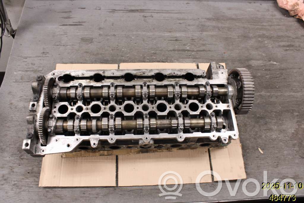 Volvo V70 Engine head 