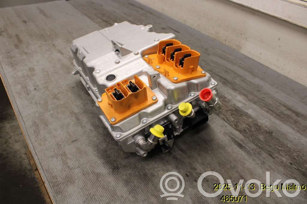 Volvo S90, V90 Inversor/convertidor de voltaje 