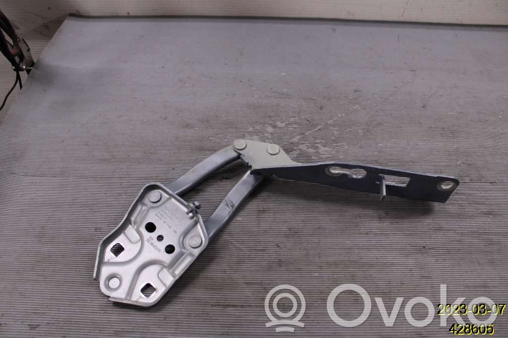 Volvo XC40 Konepellin saranat 