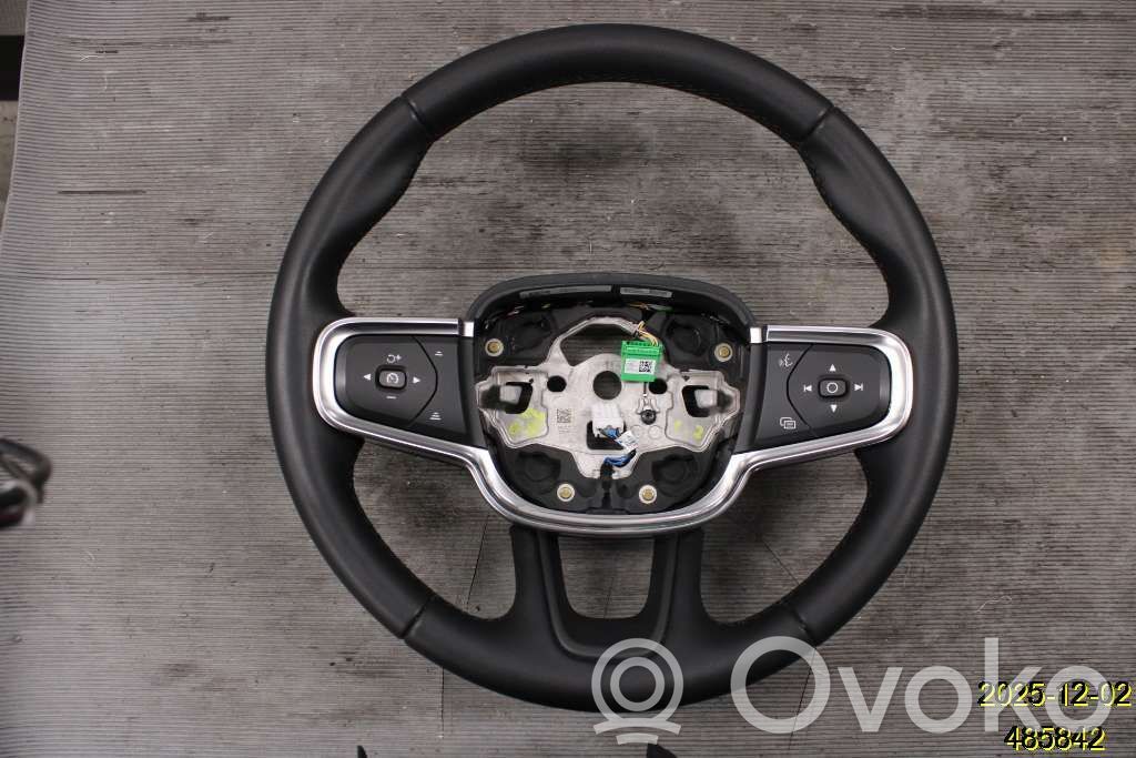 Volvo XC40 Ohjauspyörä 