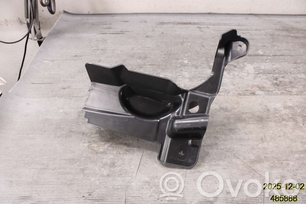 Volvo XC40 Guardabarro delantero 
