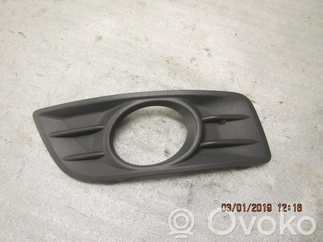 Grille antibrouillard avant   31323408