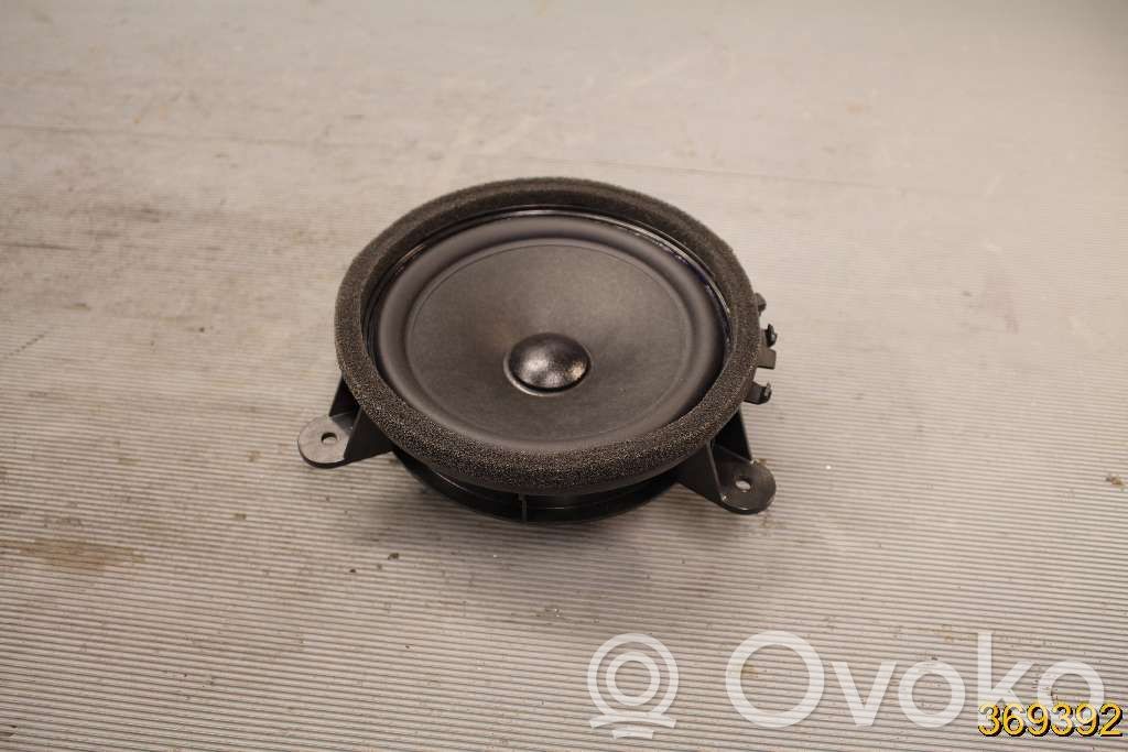 Volvo V70 Etuoven kaiutin 