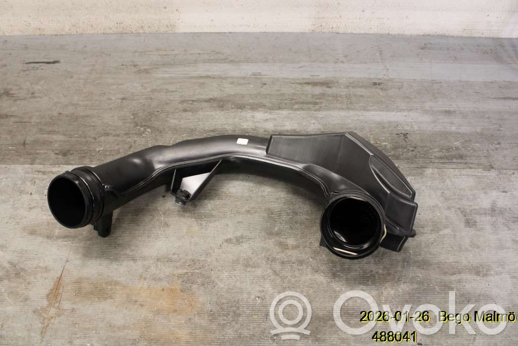 Volvo XC40 Wąż / Rura intercoolera 