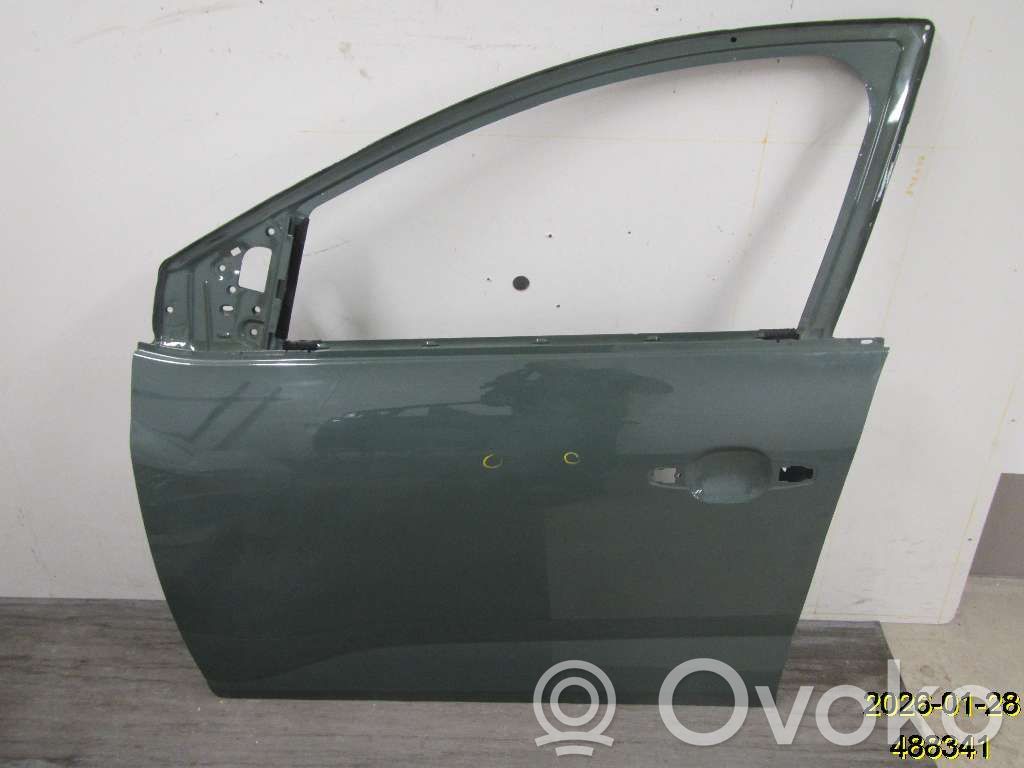 Dacia Sandero III Puerta delantera 