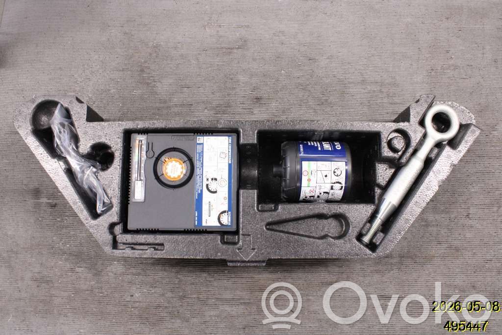 Tool set   32340665
