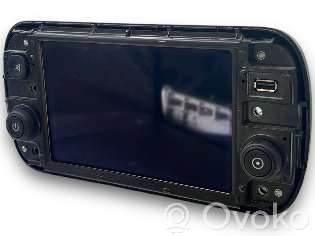 Fiat Panda III Panel / Radioodtwarzacz CD/DVD/GPS 