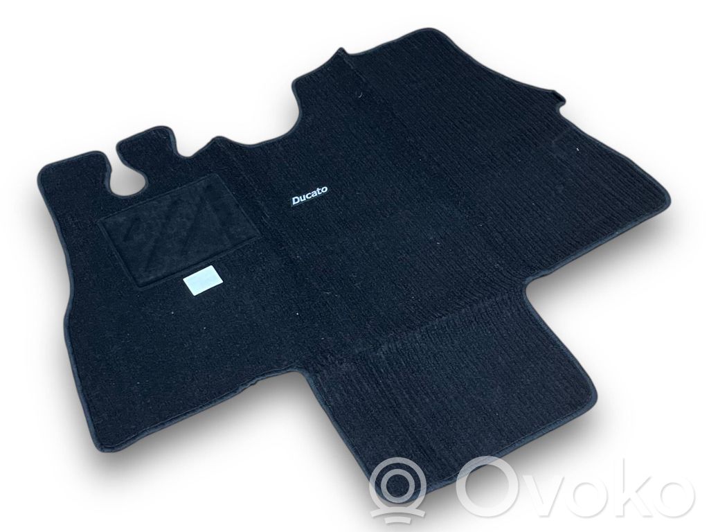 Interior carpet   W315,50900855