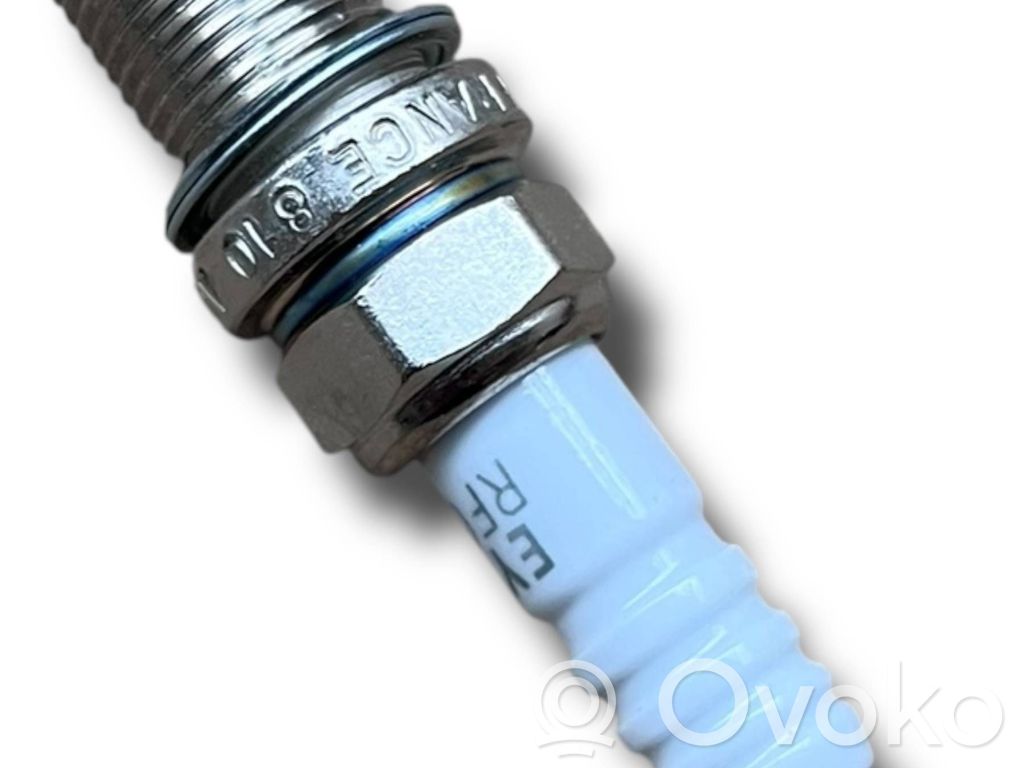 Spark plug   Q17,E160032
