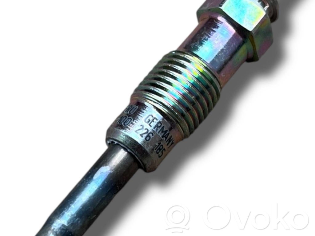 Spark plug   Q133,7735920