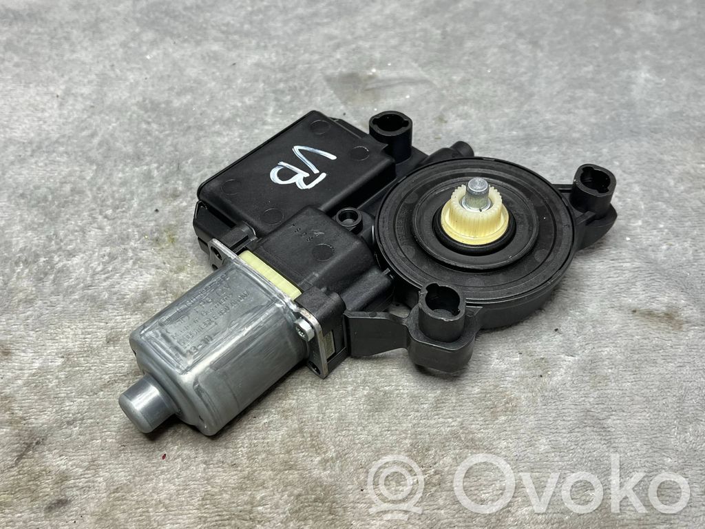 Fiat Punto (176) Aizmugurējā loga slēdzenes turētājs 