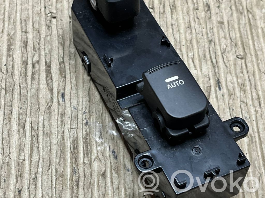 KIA Optima Electric window control switch 