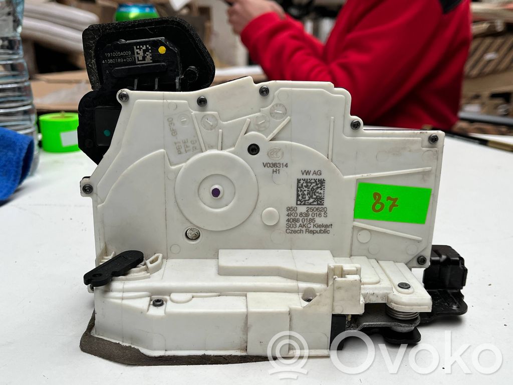Audi A6 S6 C8 4K Blocco/chiusura vetro posteriore 