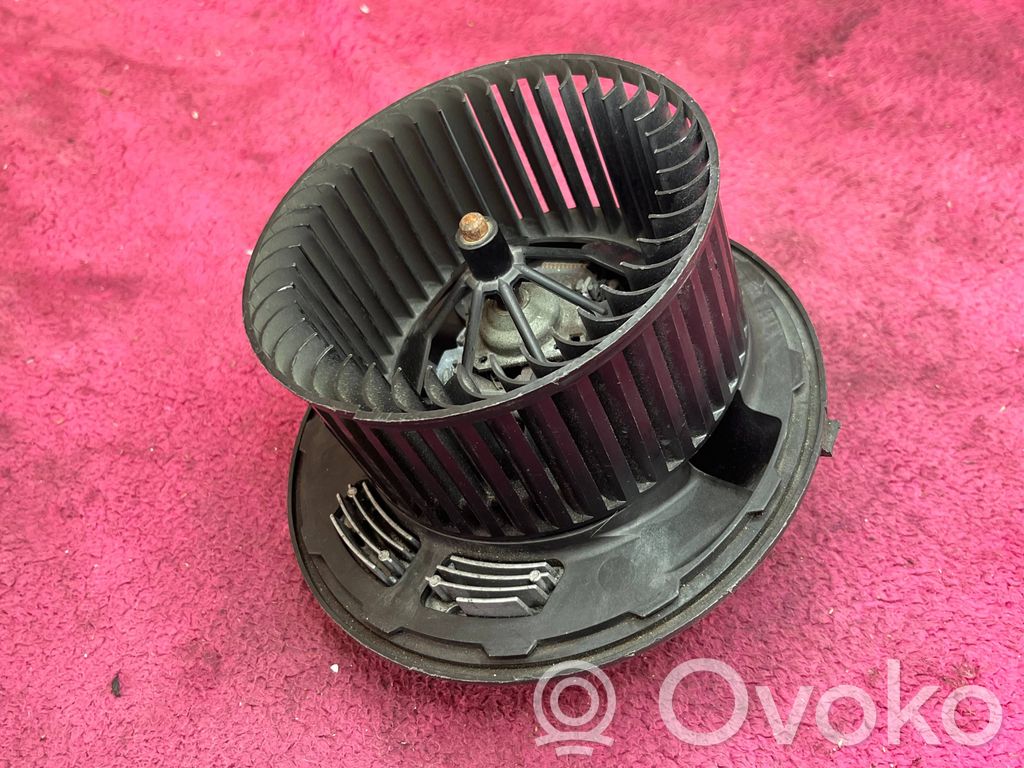 Mazā radiatora ventilators   982428F