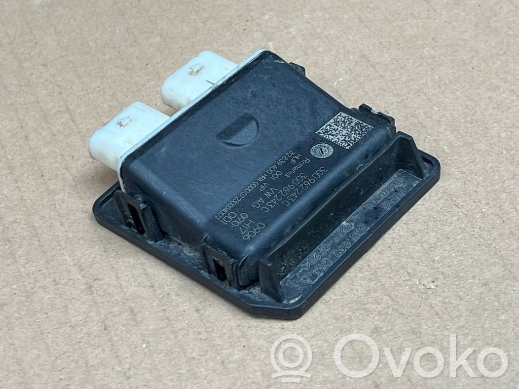 Engine control unit/module ECU   E223,3G0962243C