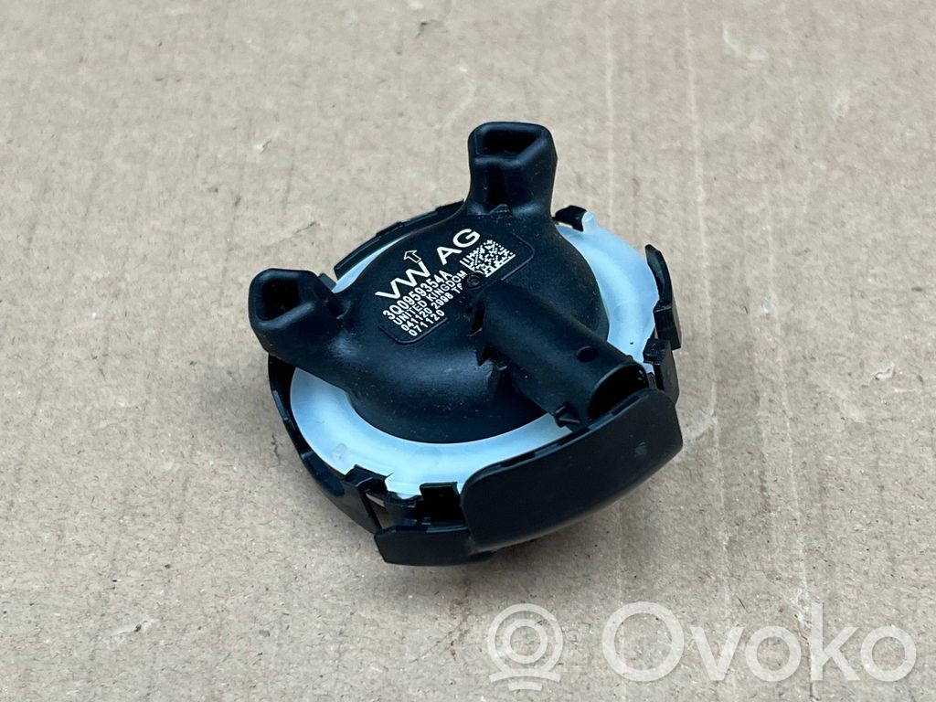 Rear glass lock/latch   E377,3Q0959354A