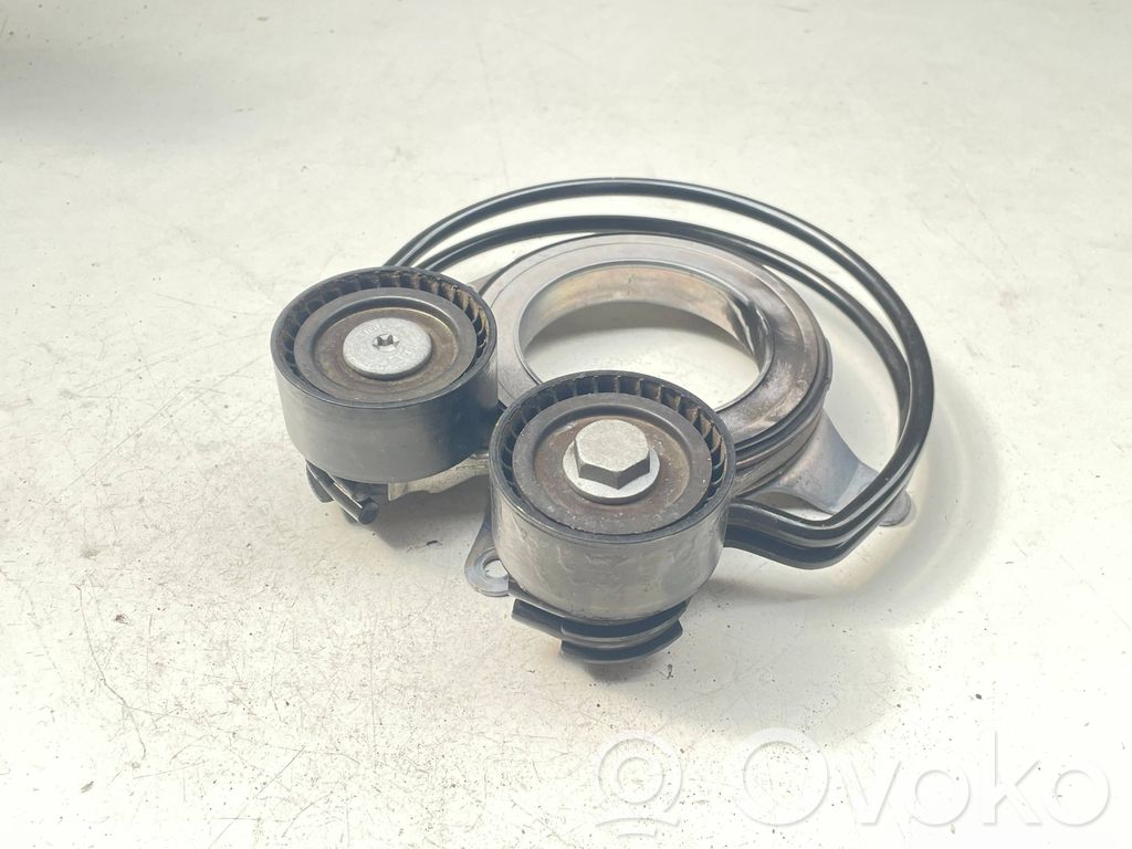 Volkswagen Golf VIII Rear glass lock/latch 
