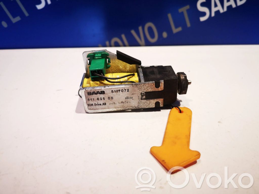 Saab 95 - 96 Fuel tank cap lock 