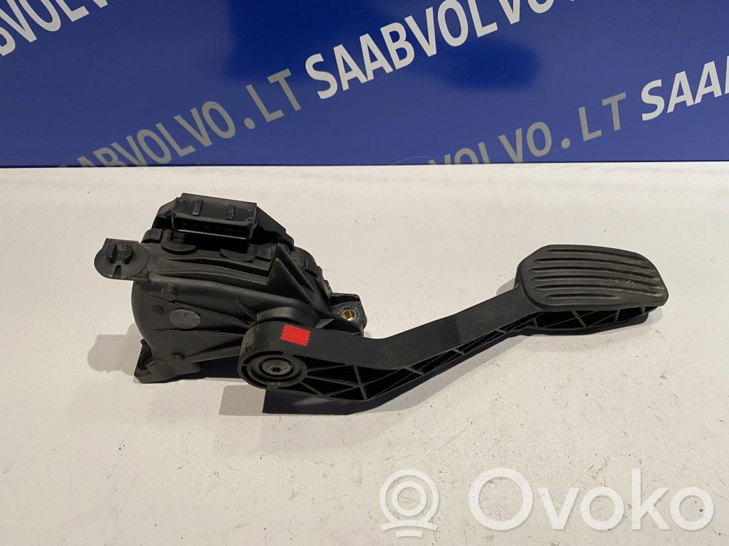 Volvo S80 Akceleratoriaus pedalas 