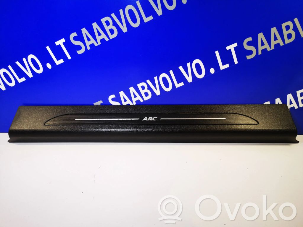 Saab 9-3 Ver1 Etuoven kynnyksen suojalista 