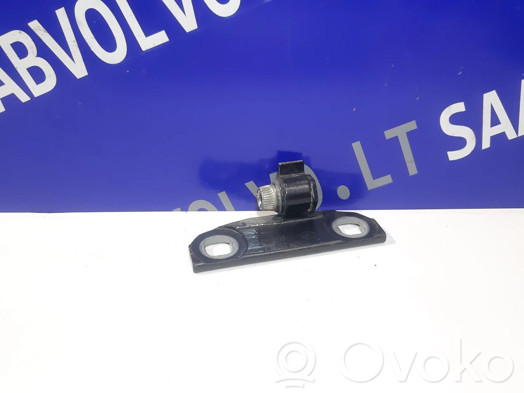 Volvo S60 Front door upper hinge 