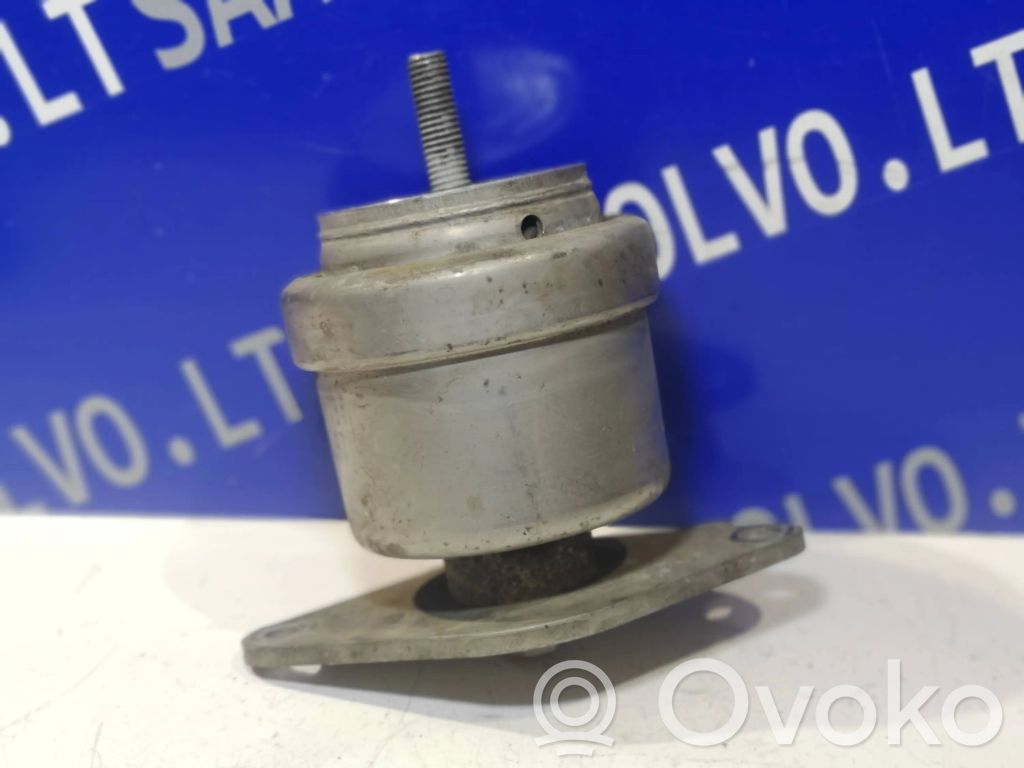 Saab 95 - 96 Engine mount bracket 