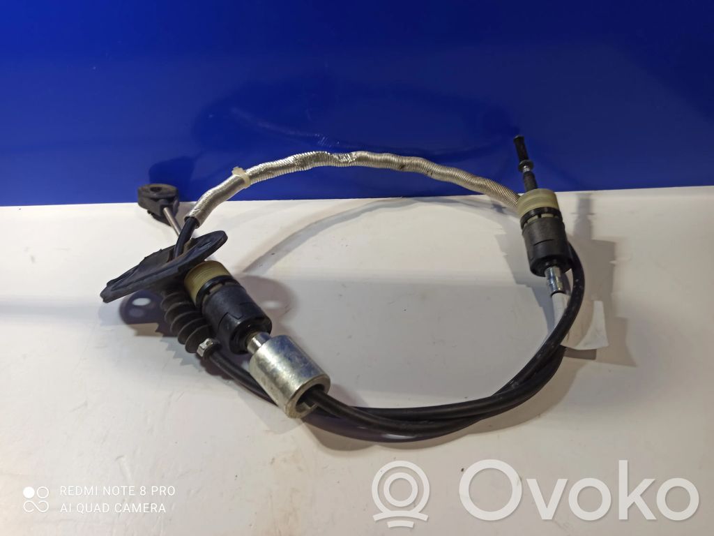 Volvo S60 Gear shift cable linkage 