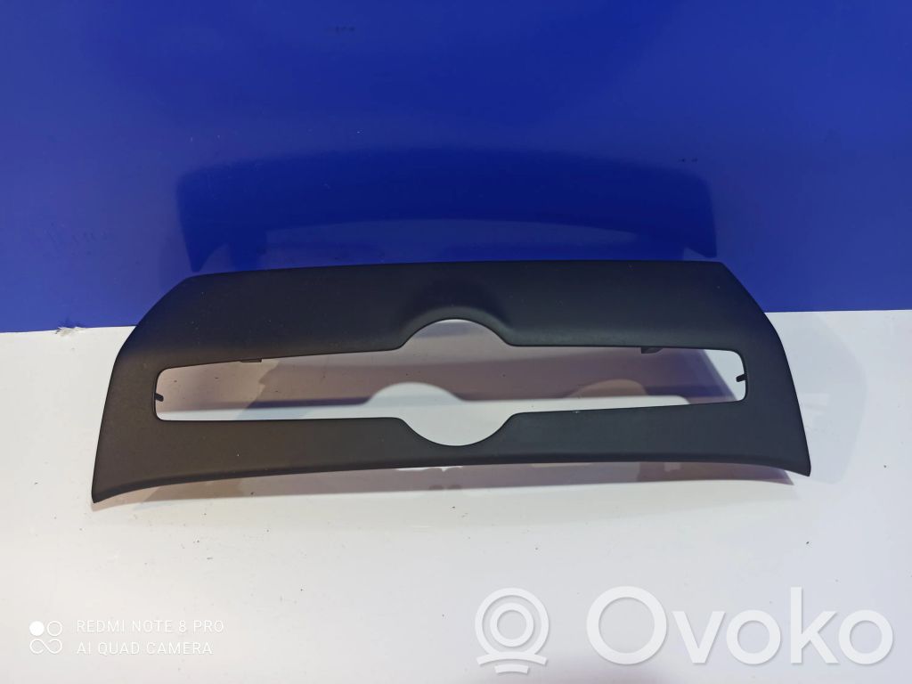Volvo S60 Moldura de la guantera 