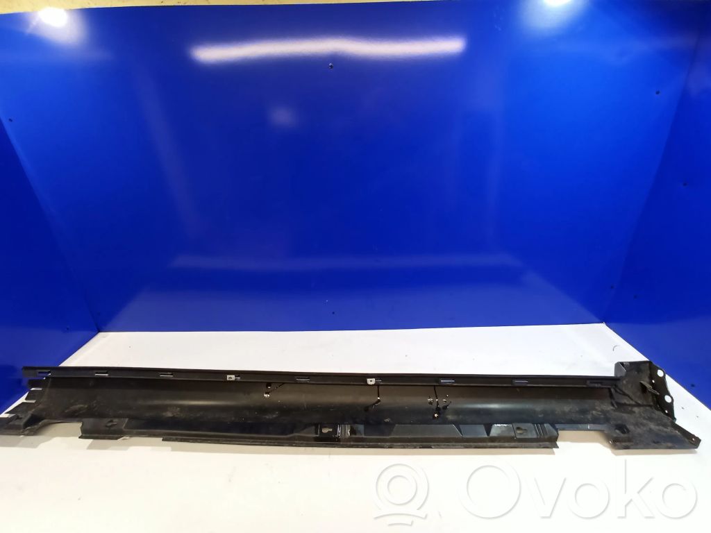 Volvo V50 Sill 