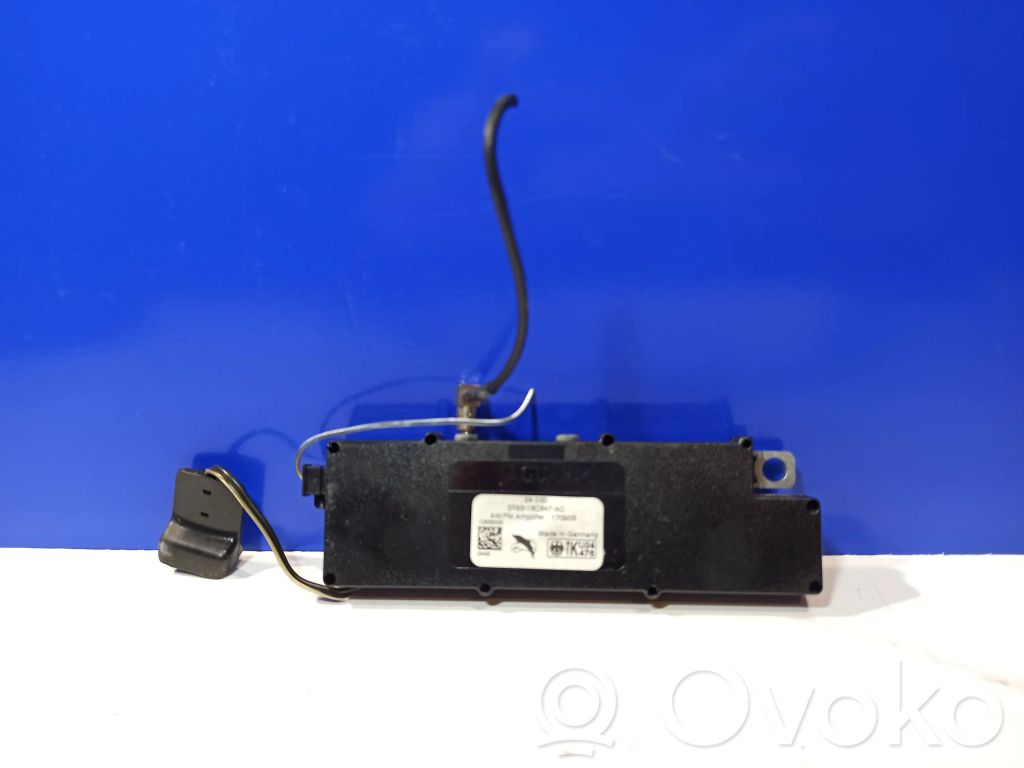 Jaguar S-Type Aerial antenna amplifier 