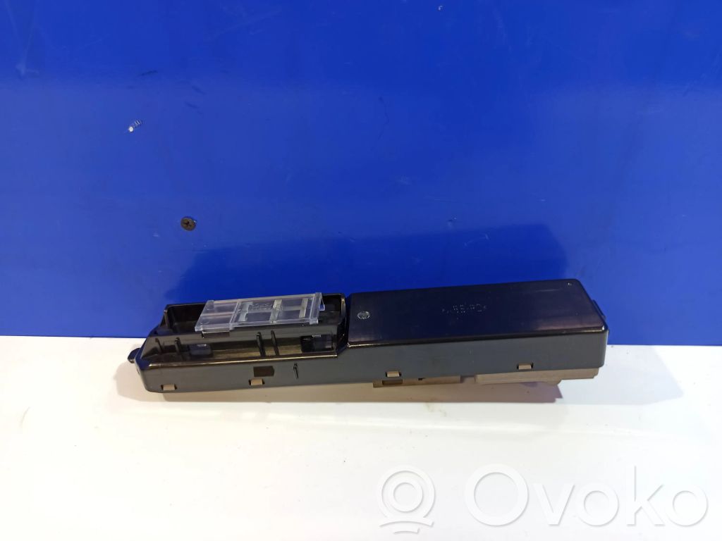 Saab 9-3 Ver1 Electric window control switch 
