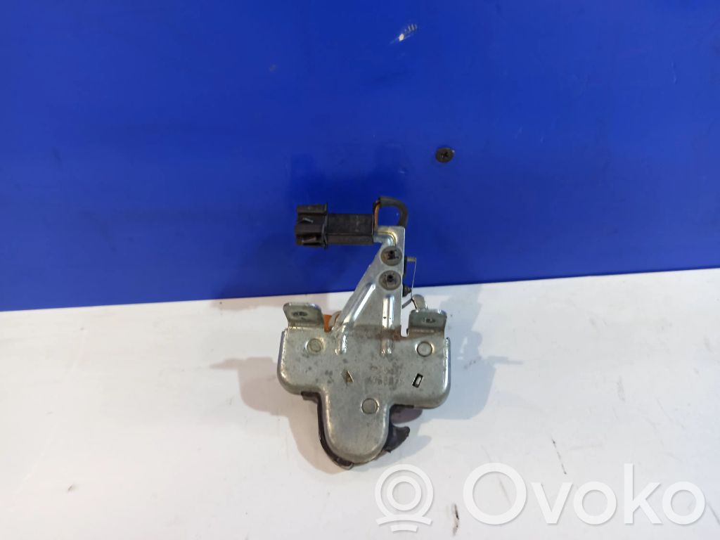 Saab 95 - 96 Aizmugurējā pārsega slēdzene 