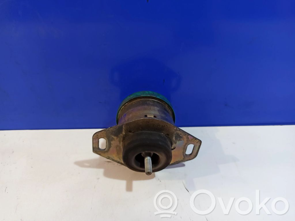 Dzinēja spilvens   17002,ENGINEMOUNTREAR
