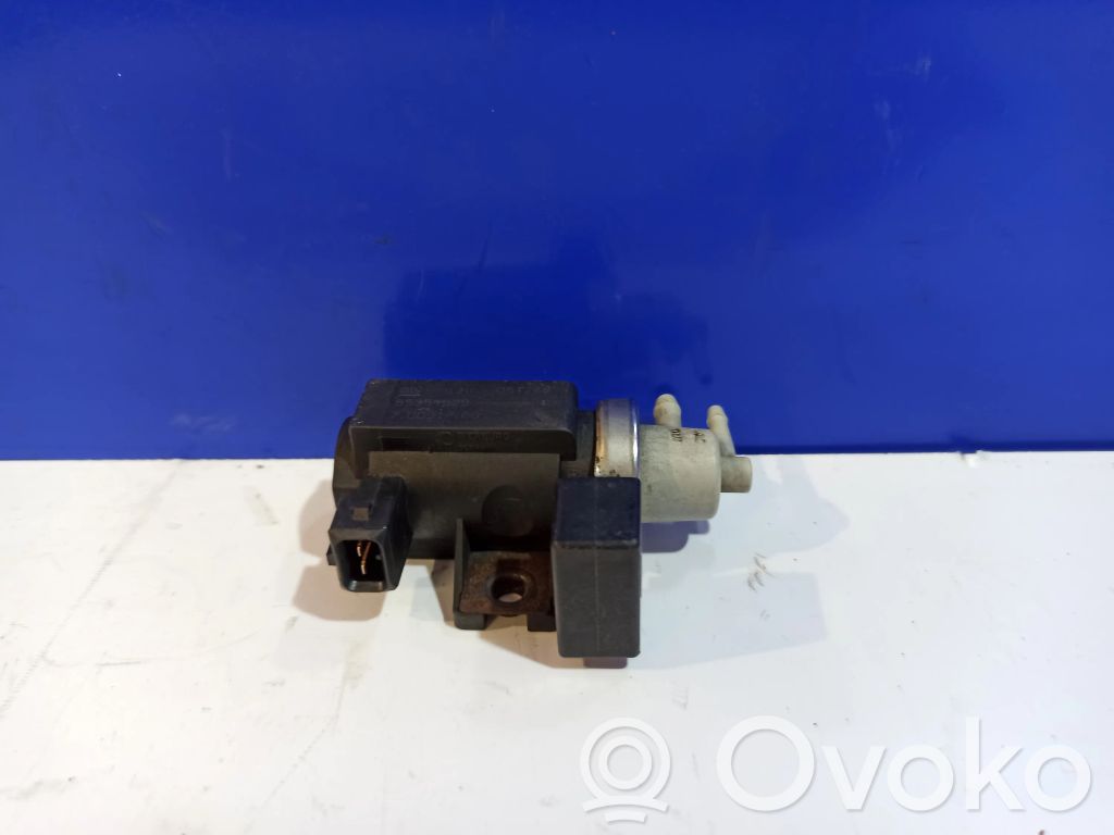 Saab 9-3 Ver2 Válvula de vacío del soporte de motor 
